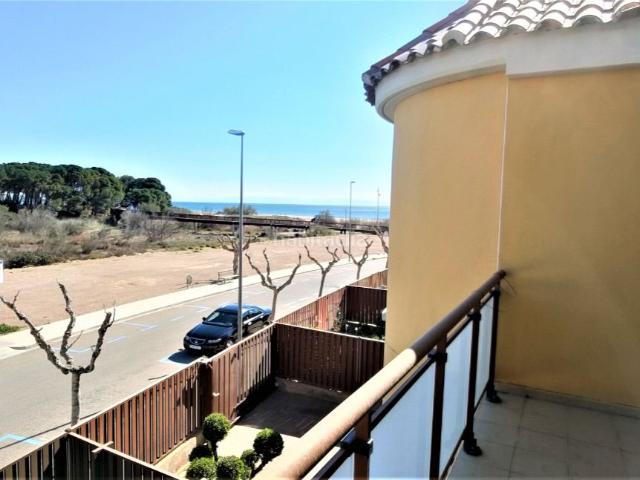 Casa adosada en venta en Vandellòs i l´Hospitalet de l´Infant Costa Dorada. Propiedad para quienes buscan algo más. Casas adosadas Vandellòs i l´Hospitalet de.