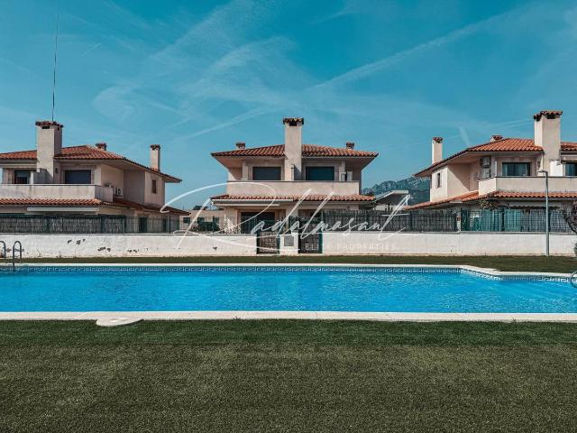 Casa adosada en Venta en Vandellòs i l'Hospitalet de l'Infant