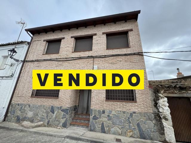 Casa adosada en venta en Velada. Casas adosadas.