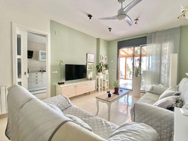 Casa adosada en venta en calle Vall de Sant Marc, Vendrell, El, de 228 m² 4 habitaciones por 379.000