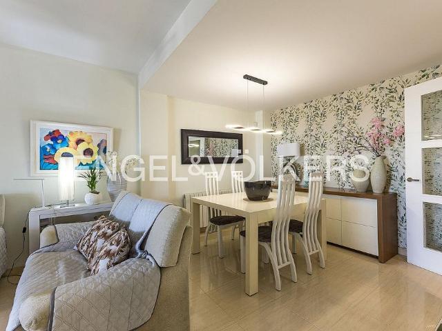 Casa adosada en venta en calle Vall de Sant Marc, Vendrell, El, de 220 m² 4 habitaciones por 385.000