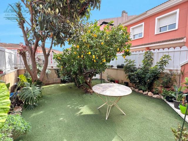 Casa adosada en venta en Vendrell El, El Tancat Mas d´en Gual Costa Dorada. Casa con terraza de 50m y piscina en Mas den Gual. Casas adosadas Vendrell.