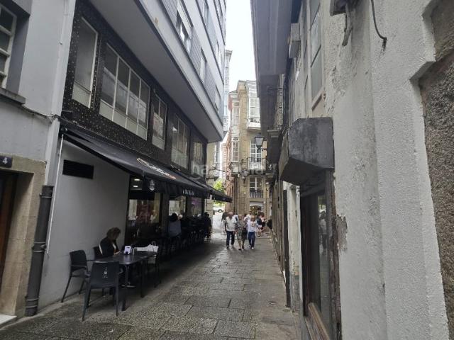 Casa adosada en venta en Viveiro. Casa pareada en venta en el corazón de Viveiro. Casas adosadas.