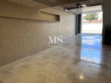 Casa adosada en venta en Vic, Nord. Casa en venta en el centro de Vic UBICACIÓN PRIVILEGIADA!. Casas adosadas.