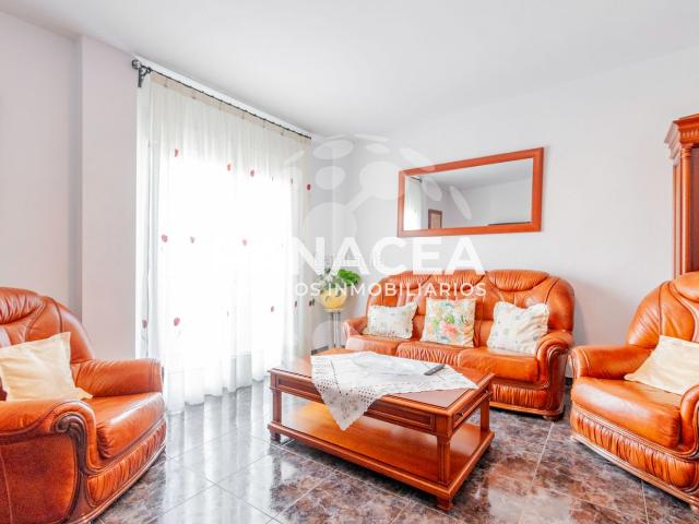 Casa adosada en venta en Vícar, Las Cabañuelas. Chalet adosado en venta en Las Cabañuelas. Casas adosadas.