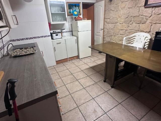 Casa adosada en venta en Viguera. Chalet en venta cerca de Logroño  Viguera. Casas adosadas.