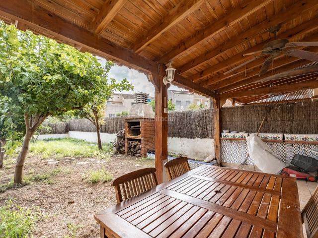 Casa adosada en venta en Vilanova i la Geltrú, La Collada Sis Camins Costa Dorada. CASA ADOSADA EN VILANOVA I LA GELTRÚ. Casas adosadas Vilanova i la.
