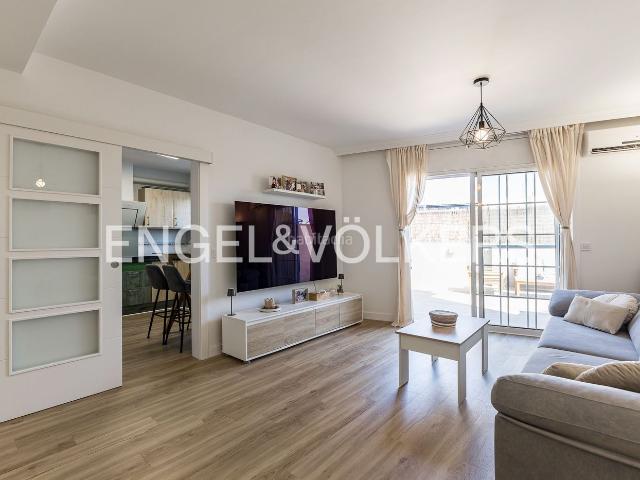 Casa adosada en venta en Vilanova i la Geltrú, La Collada Sis Camins Costa Dorada. Chalet Adosado Reformado en La Collada. Casas adosadas Vilanova i la.