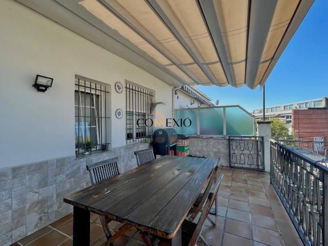 Casa adosada en Venta en Vilablareix