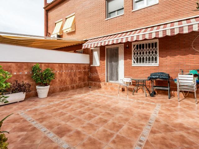Casa adosada en venta en Viladecans, Torre roja Campreciós. Casas adosadas.