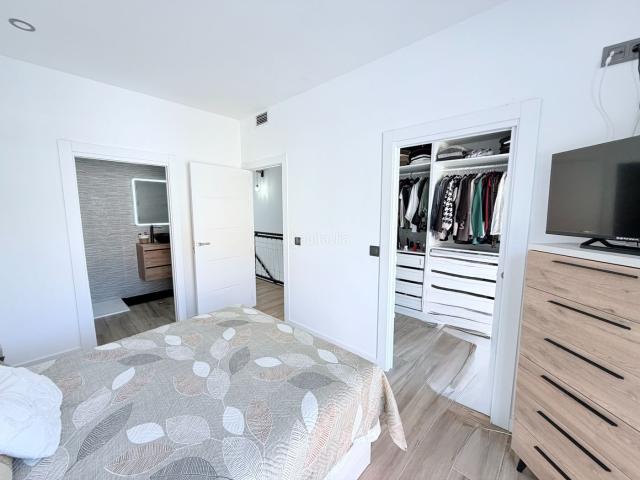 Casa adosada en venta en Santa Margarida i els Monjos, Els Monjos. con terraza privada. Casas adosadas Santa Margarida i els.