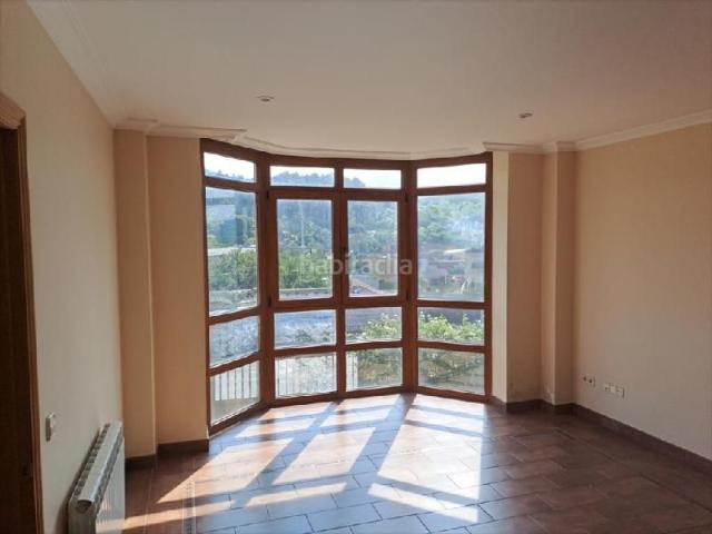 Casa adosada en venta en Vilagarcía de Arousa, O Carril. Casas adosadas Vilagarcía de.