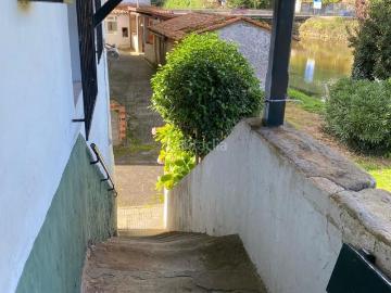 Casa adosada en venta en Villaviciosa, Villaviciosa Amandi. Casona encantadora con alma de hogar en Villaviciosa. Casas adosadas.