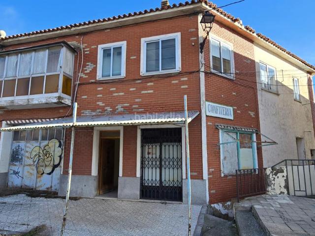 Casa adosada en venta en Villacastín. Ideal com inversión. Casas adosadas.