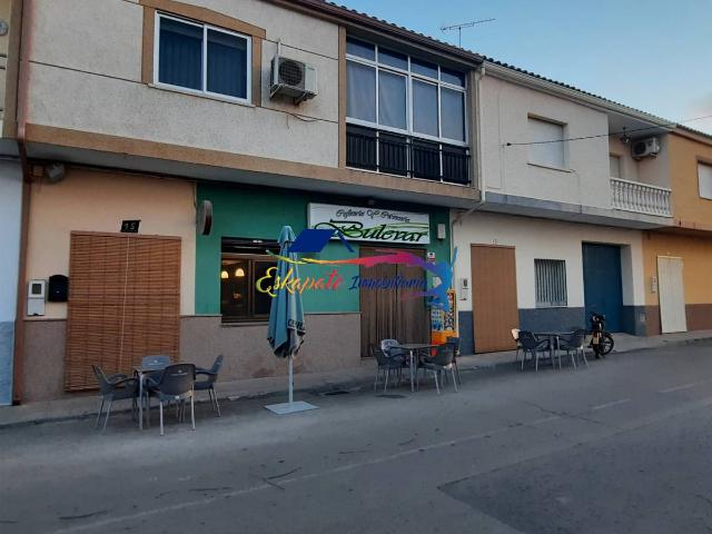 Casa adosada en Venta en Villacañas