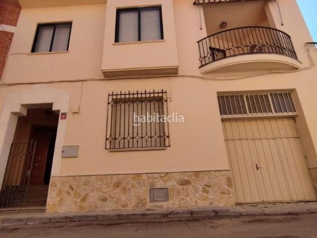 Casa adosada en venta en Villacañas. Villacañas Calle la Iglesia. Casas adosadas.