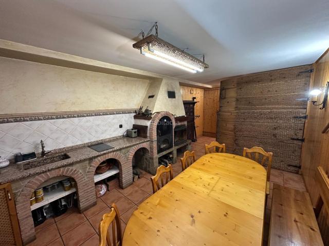 Casa adosada en venta en Villagonzalo Pedernales. Casas adosadas Villagonzalo.