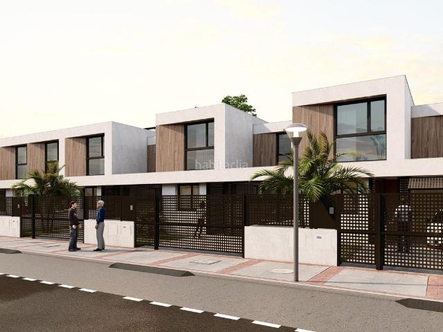 Casa adosada en venta en Villalobón. VIVIENDAS UNIFAMILIARES CALLE LA NORIA VILLALOBÓN. Casas adosadas.