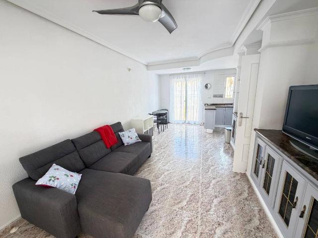 Casa adosada en Venta en Villamartín Las Filipinas