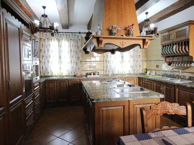 Casa adosada en Venta en Villanueva de la Concepción
