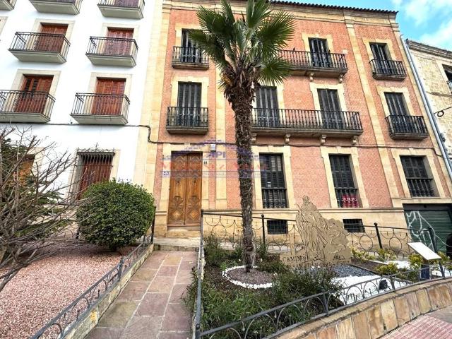 Casa adosada en Venta en Villanueva del Arzobispo