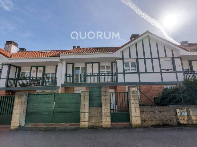 Casa adosada en Venta en Villar San Juan La Magdalena
