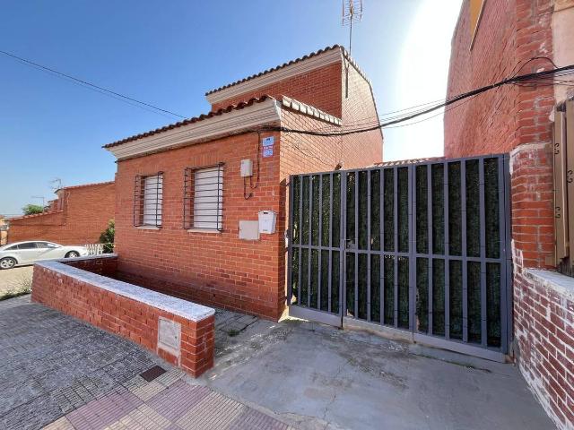 Casa adosada en Venta en Villarrubia de los Ojos