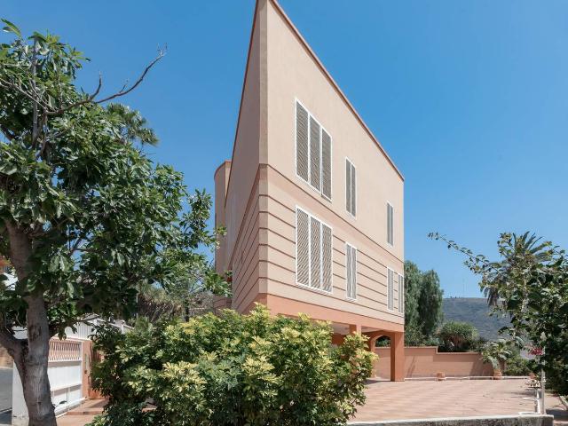 Casa adosada en Venta en Vistabella Villa Benitez Ballester