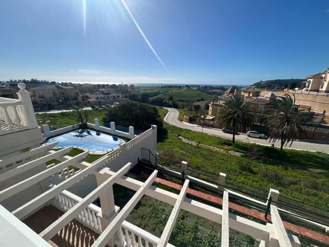 Casa adosada en Venta en Viña Málaga