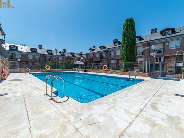 Casa adosada en Venta en Viñas Viejas