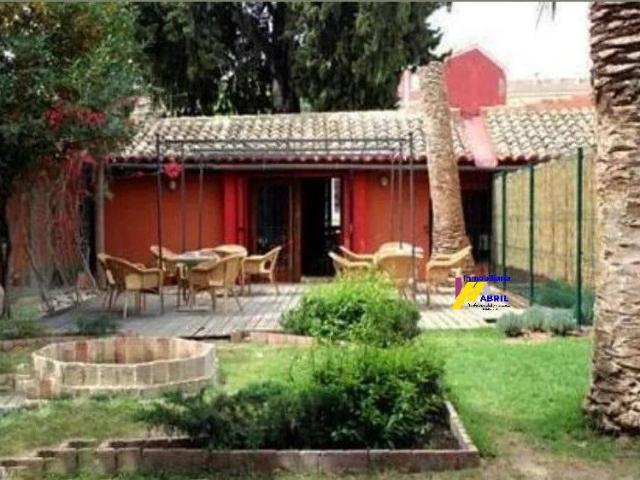 Casa adosada en Venta en Xàtiva