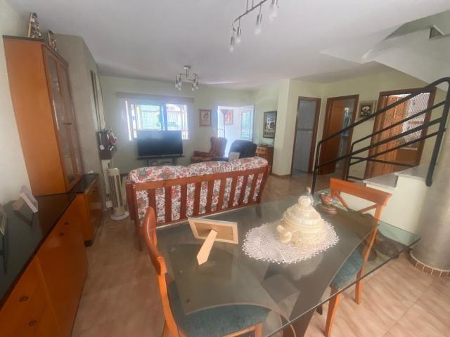 Casa adosada en venta en Xeraco. ADOSADO A 50m DEL MAR. Casas adosadas.