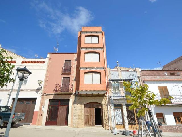 Casa adosada en Venta en Xert