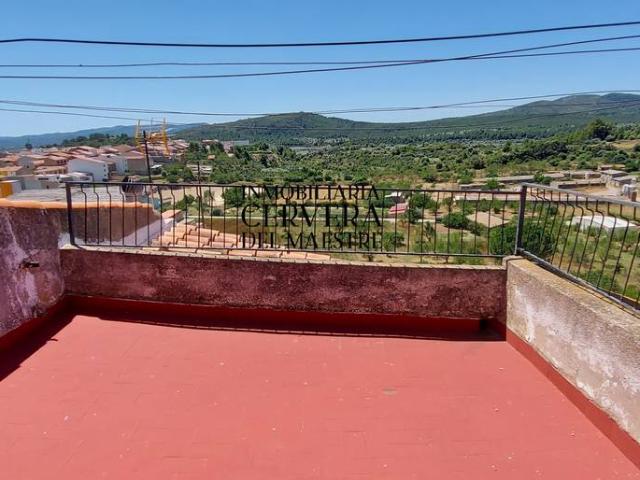 Casa adosada en Venta en Xert