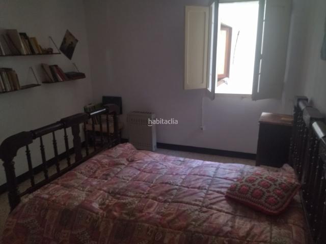 Casa adosada en venta en Xerta. Casa familiar en bon estat. Casas adosadas.
