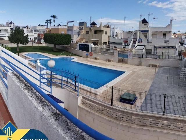 Casa adosada en Venta en Zona Carrefour Urbanizaciones