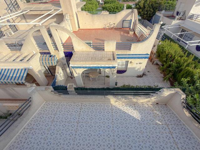 Casa adosada en Venta en Zona Carrefour Urbanizaciones