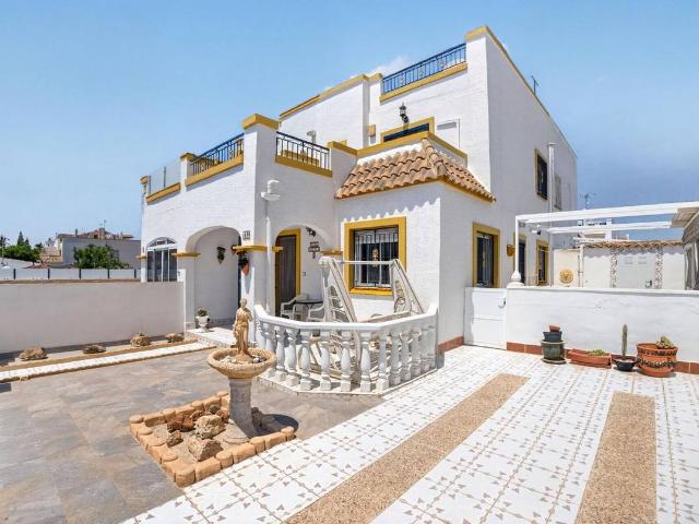 Casa adosada en Venta en Zona Carrefour Urbanizaciones