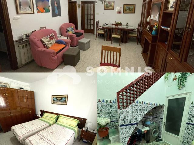 Casa adosada en Venta en Zona Esportiva