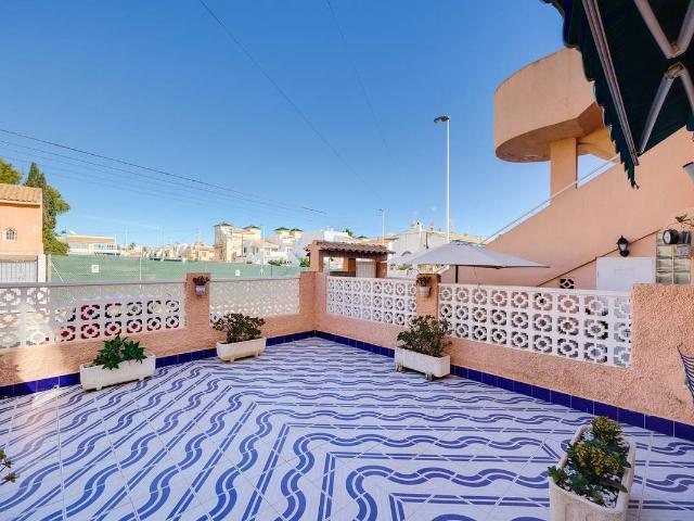 Casa adosada en Venta en Zona los Frutales