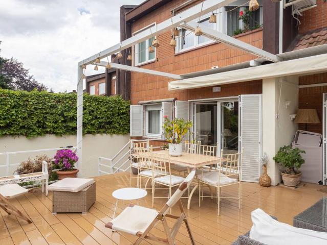 Casa adosada en Venta en Zona Monte El Pilar