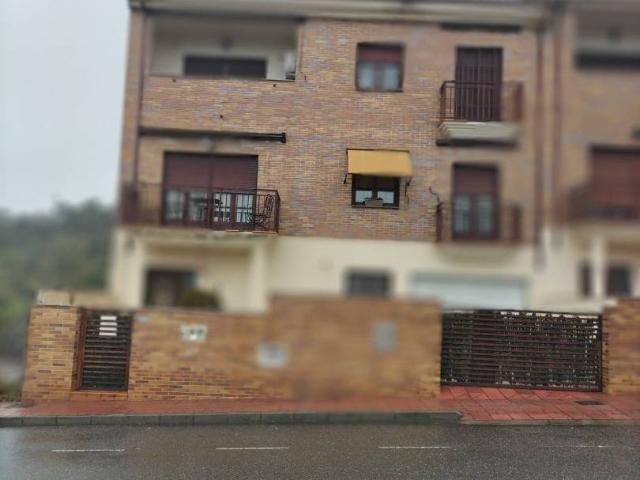 Casa adosada en Venta en Zona Norte Hospital Urbanizaciones