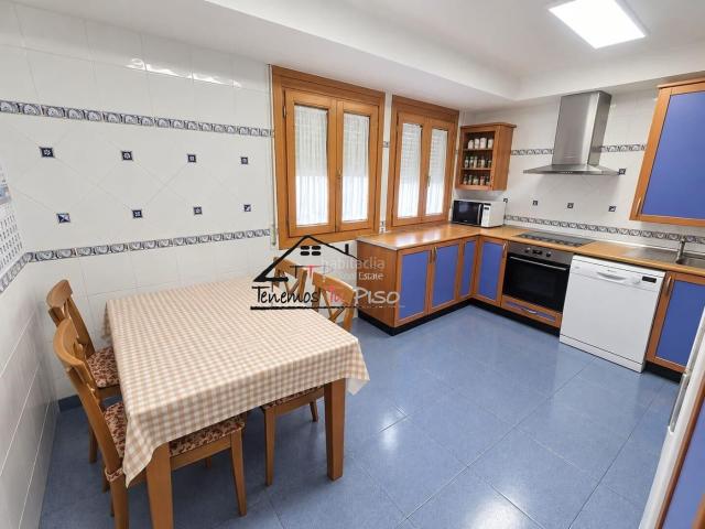 Casa adosada en venta en Zaragoza, La Jota. Venta de Adosado en La Jota, Zaragoza. Casas adosadas.