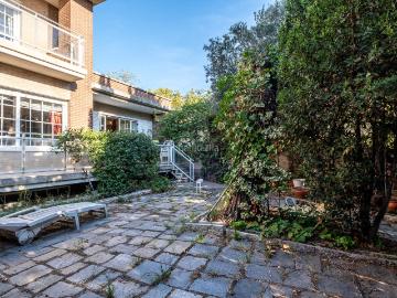 Casa adosada en venta en Zaragoza, Valdefierro. Tu nueva vida empieza aquí unifamiliar en La Floresta, Casablanca. Casas adosadas.