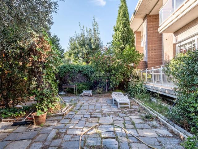 Casa adosada en venta en Zaragoza, Valdefierro. Tu nueva vida empieza aquí unifamiliar en La Floresta, Casablanca. Casas adosadas.