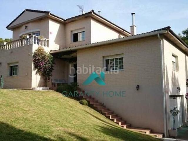 Casa adosada en venta en Zaragoza, Venta del Olivar. Casa adosada en venta en Casetas Garrapinillos Monzalbarba, Zaragoza. Casas adosadas.