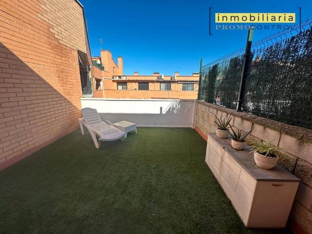 Casa adosada en Venta en Zuera