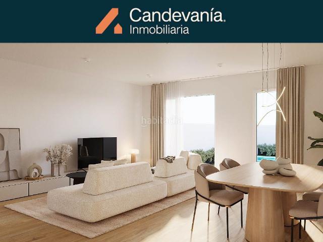 Casa adosada en venta en Zuera. Casas adosadas.