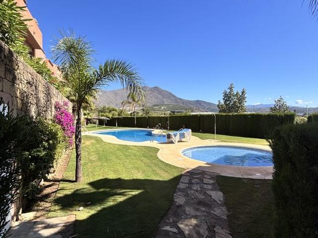 Casa adosada en venta Estepona, España