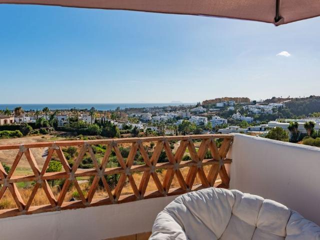 Casa adosada de 240 m2 en venta Estepona, Andalucía